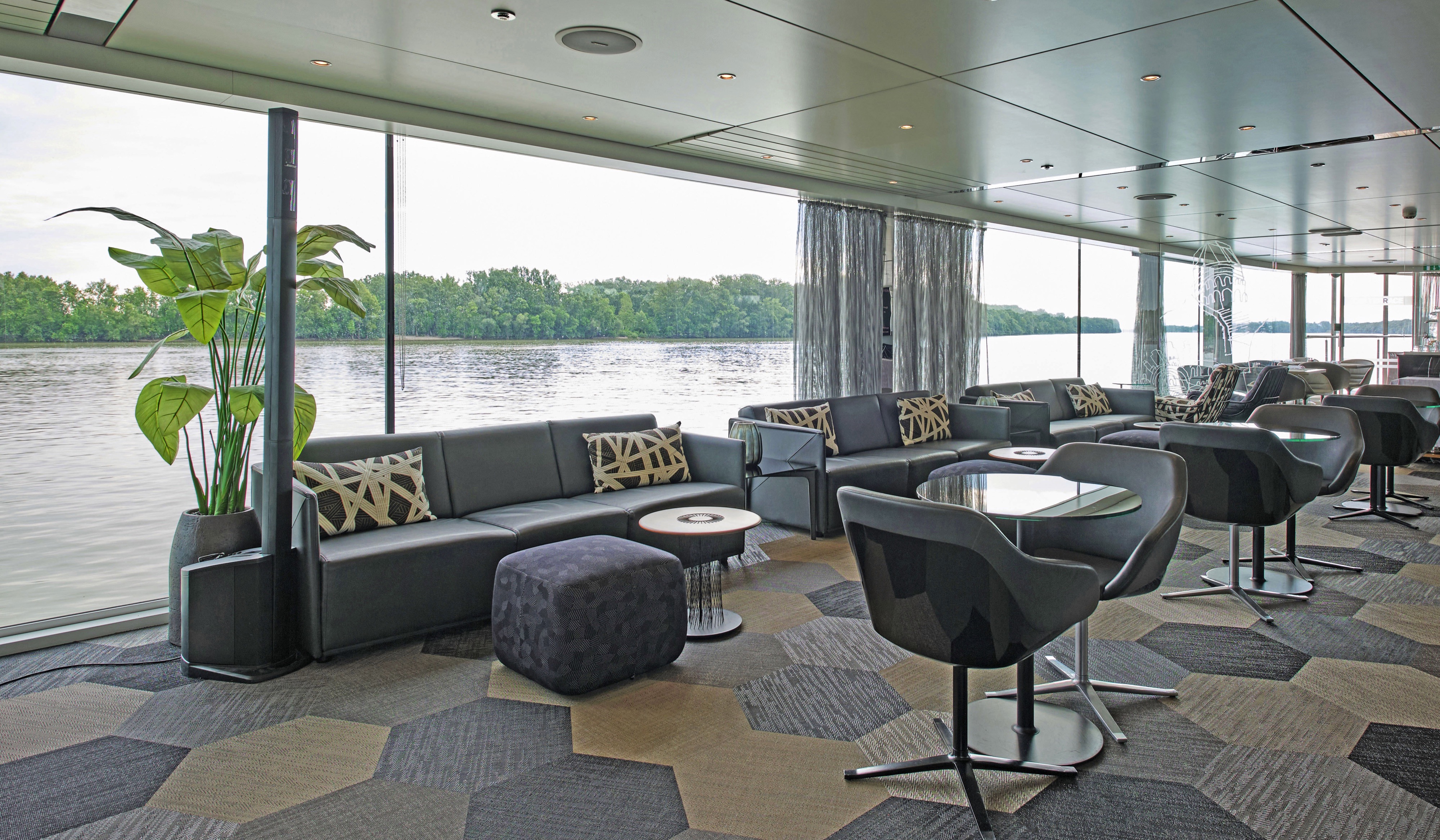 Scenic Amber, Lounge ©Scenic, Mislav Mesek 9